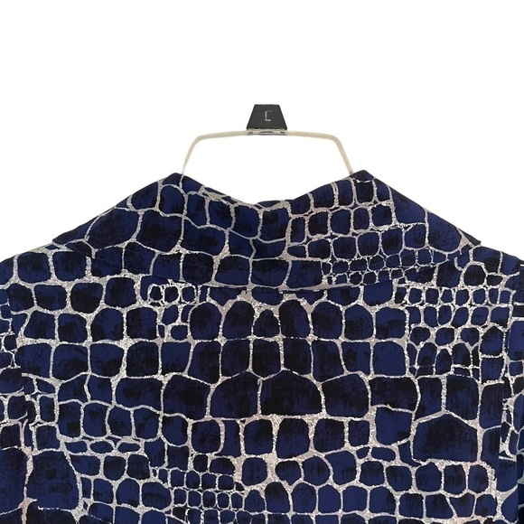 Zynergy By Chicos Women's Size 2/M Stretch Collared Long Sleeve Pockets Top. - Picture 9 of 15